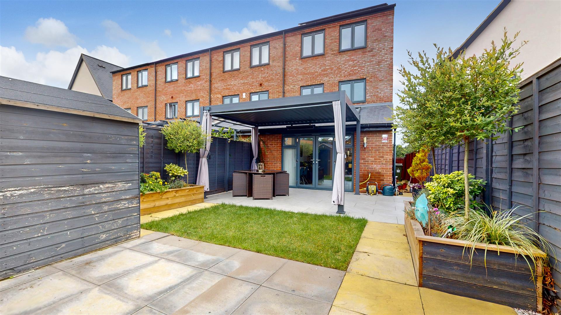 Randall Avenue, Whitehouse, Milton Keynes